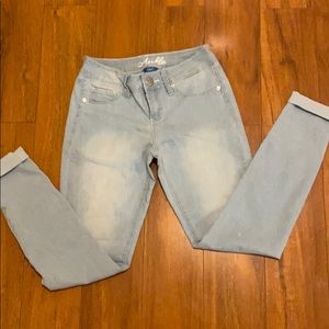 YMI jeans in size 3. Cuffed ankle